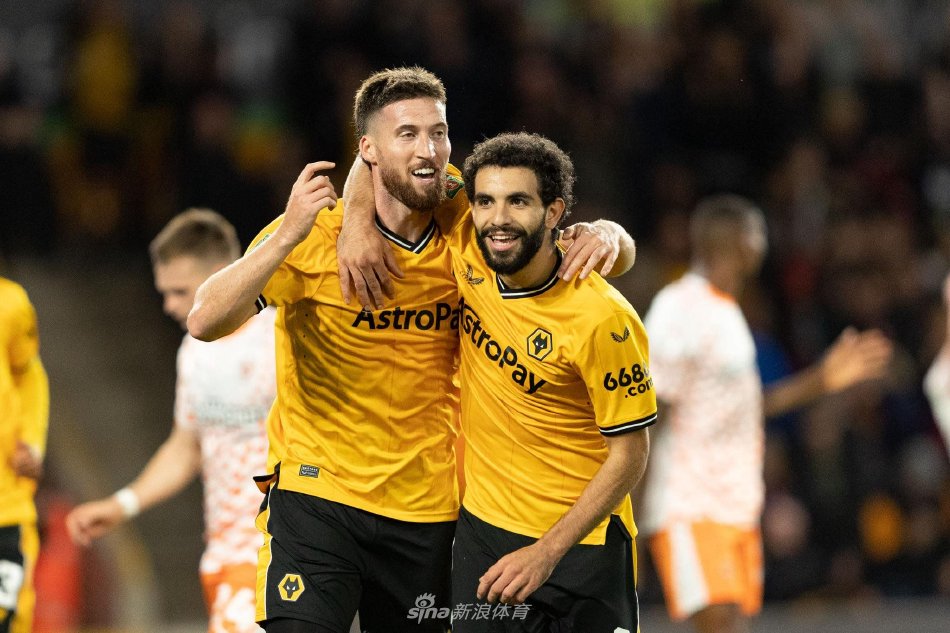 成绊脚石 成绊脚石