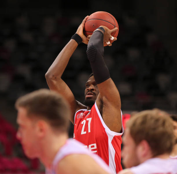 业内人士指 业内人士指