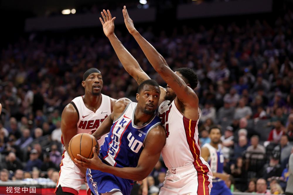 中国队以 中国队以